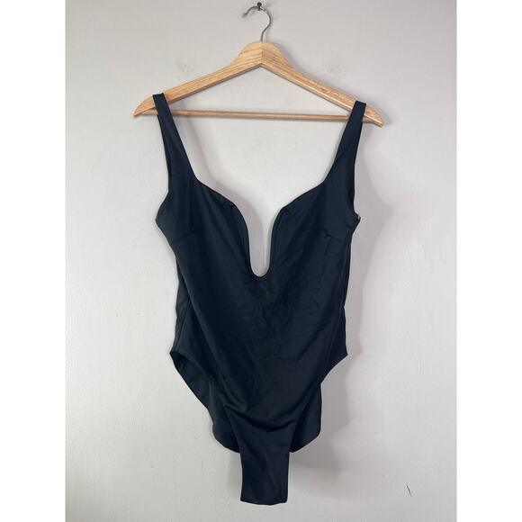 NWT Riot Swim Lana One-Piece Open Deep V Back Pull On Swimsuit Black Size: Large - Picture 2 of 9
